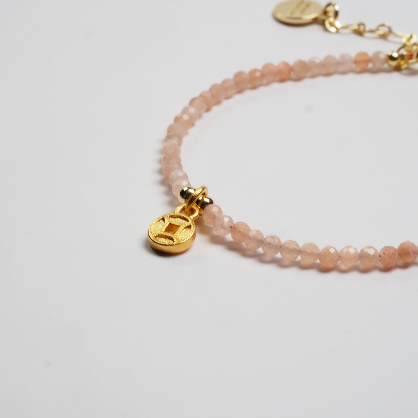 WEALTHY & FORTUNATE - Sunstone with Lucky Coin - Sunlit Fortune (Bracelet)