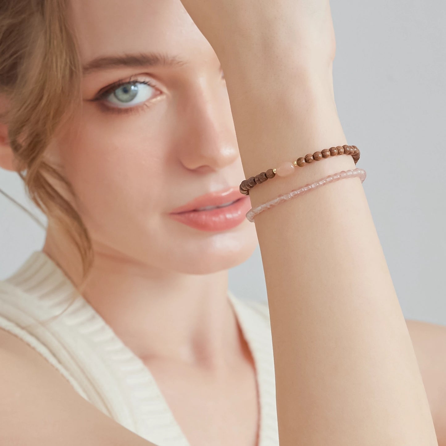 LOVE & PASSIONATE - Sandalwood & Strawberry Quartz - Silent Lure (Bracelet)
