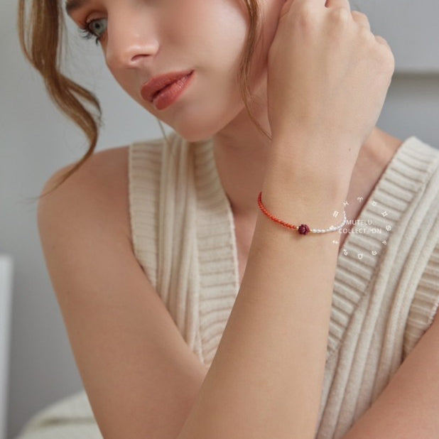 Great pearl rose bracelet, enhances your charm, attracts the opposite sex, attracts millionaires, great business, auspicious bracelet
